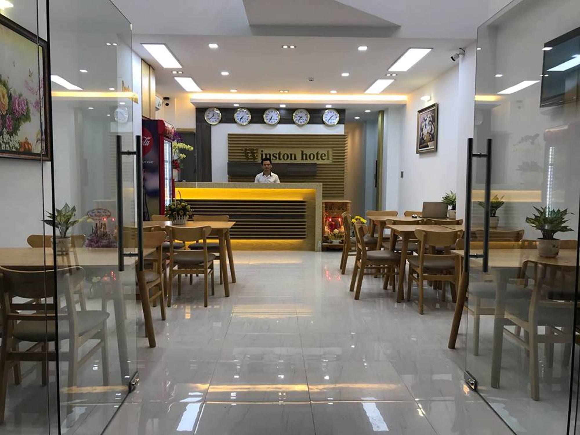 Winston Hotel โฮจิมินห์ซิตี้ ภายนอก รูปภาพ